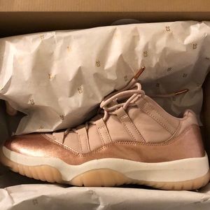 Barely NEW WMNS AIR JORDAN 11 RETRO- Rose Gold